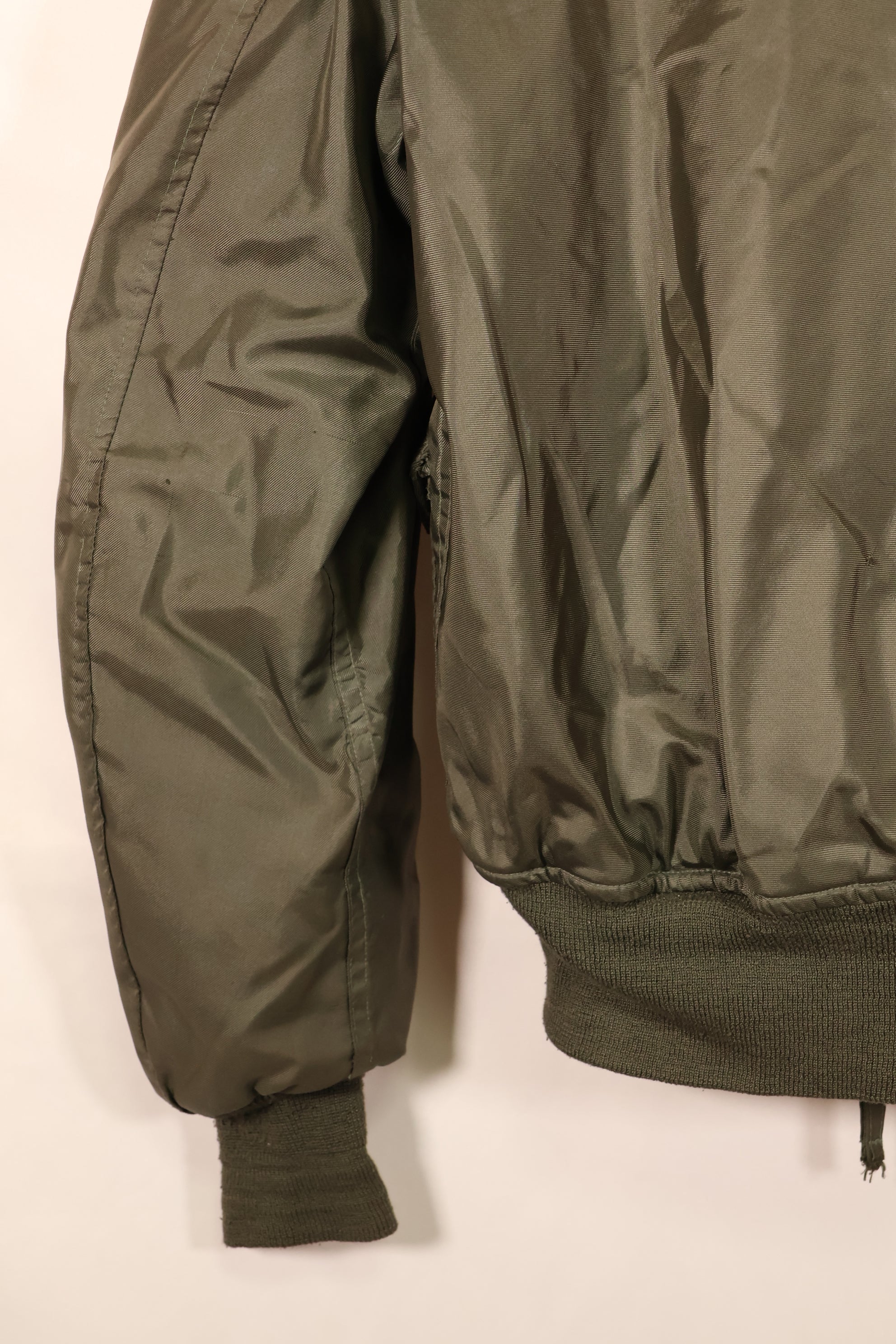Estimated late 1980s; S–M; U.S. Navy; CWU-45P; Intermediate Flight Jacket; Used