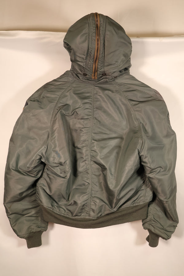 Mid-1950s, MEDIUM, U.S. Air Force (USAF), N2-B Flight Jacket, Used
