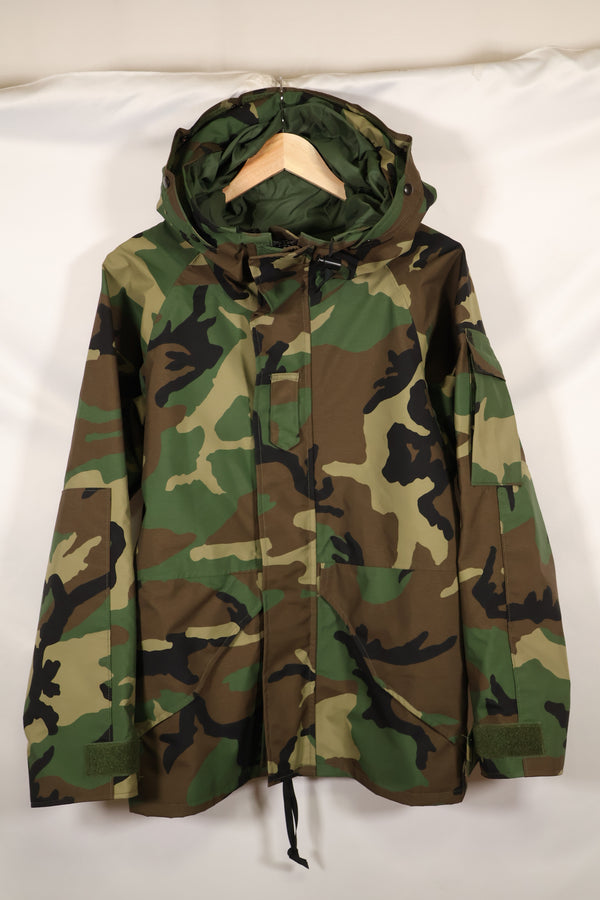 2004  X-S-S U.S. Army Woodland Camouflage ECWCS Gen1 Gore-Tex Late Model Used