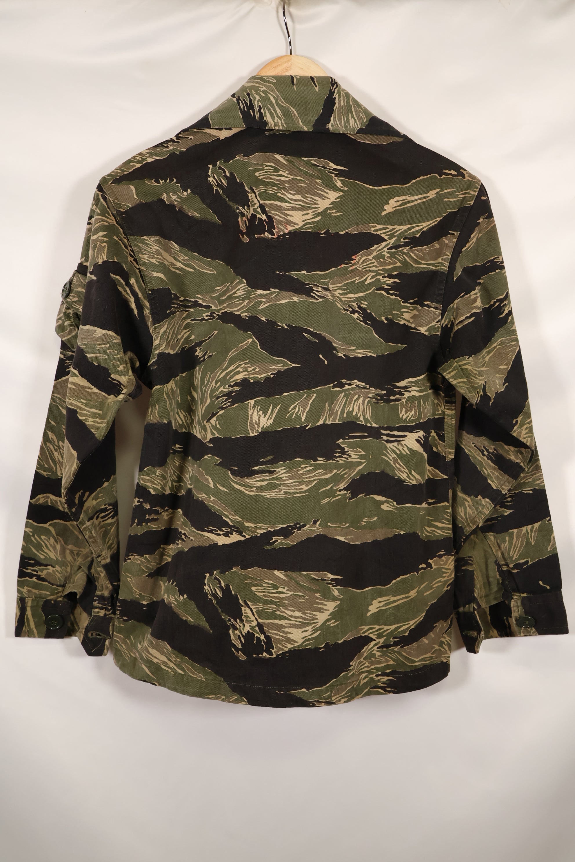 Real US-S Okinawa Tiger Tiger Stripe US Cut Shirt Japanese Mainland Sewing Used