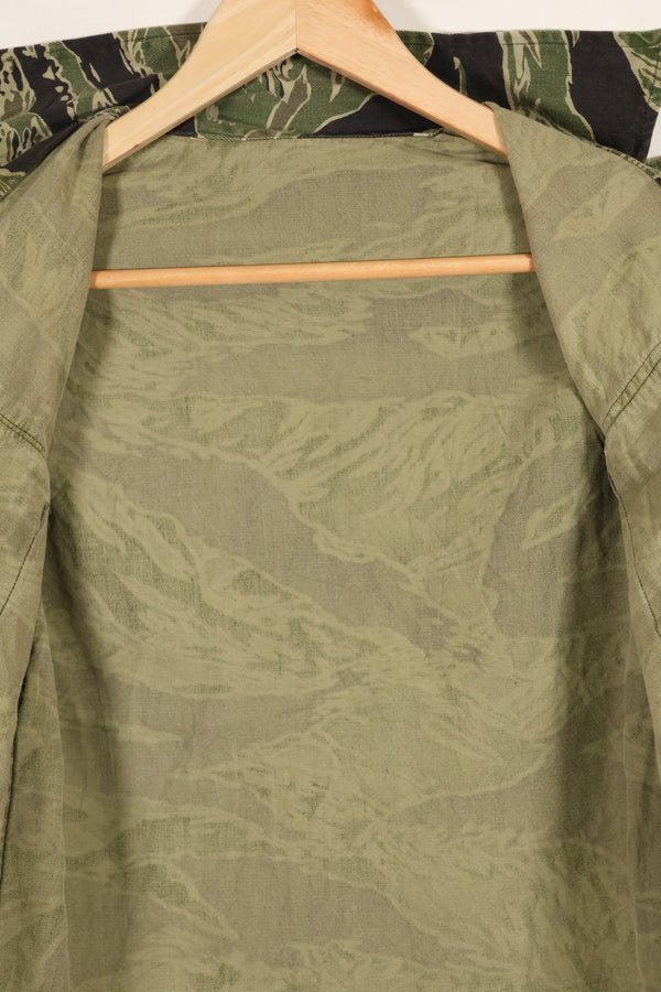 Mid-1960s US Cut Okinawa Tiger Lime Green Color Tiger Stripe Shirt Used