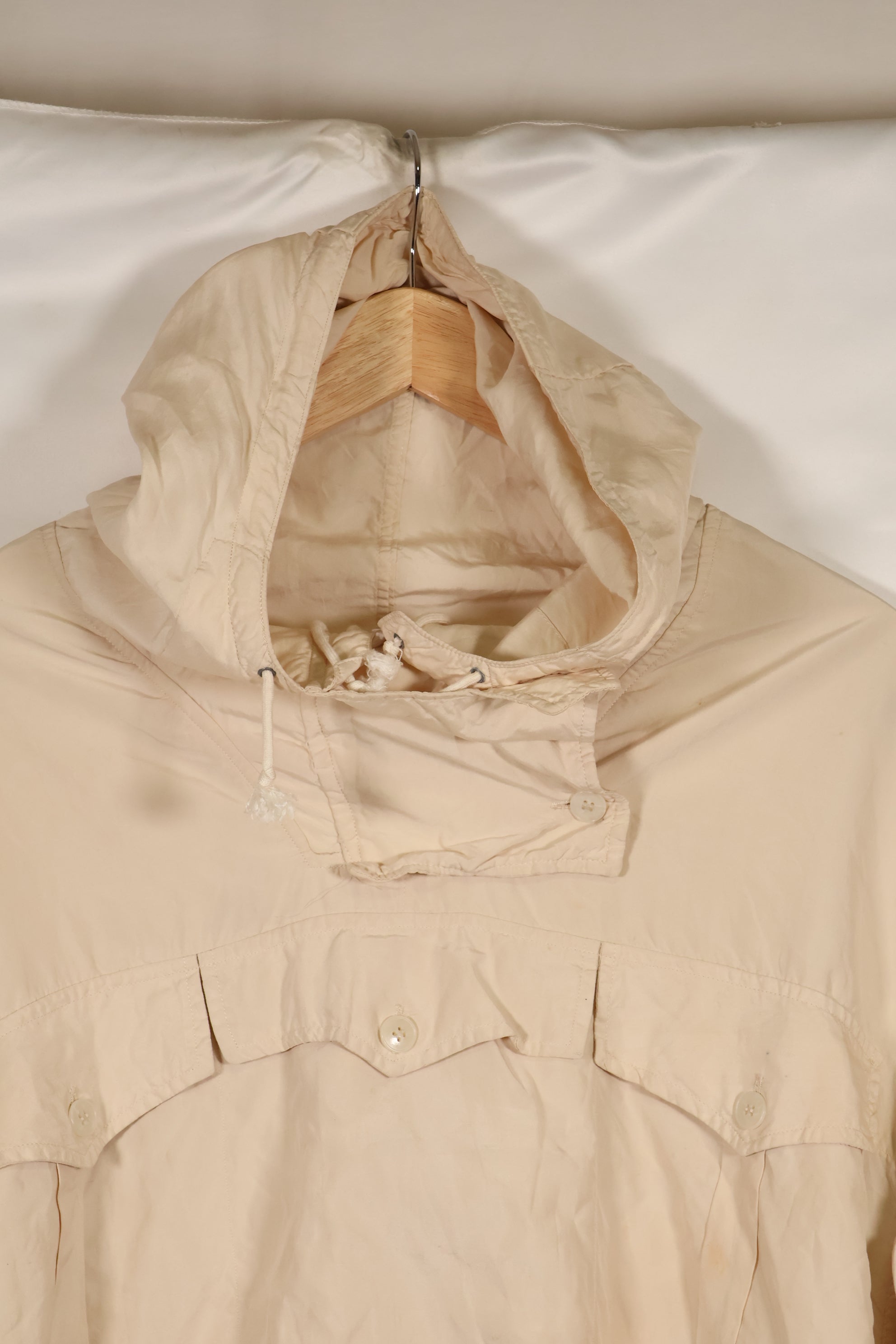 1940s German Army mountain soldier anorak parka, snow camouflage, good condition, used.