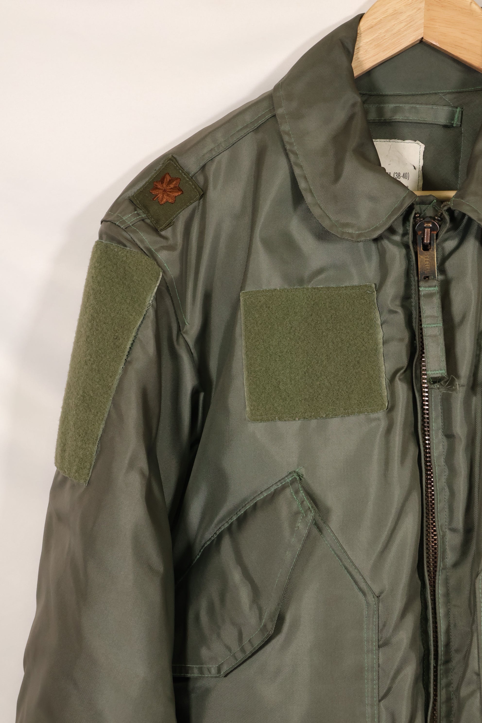 1998 Contract MEDIUM US Navy CWU-45P Flight Jacket, used, good condition.