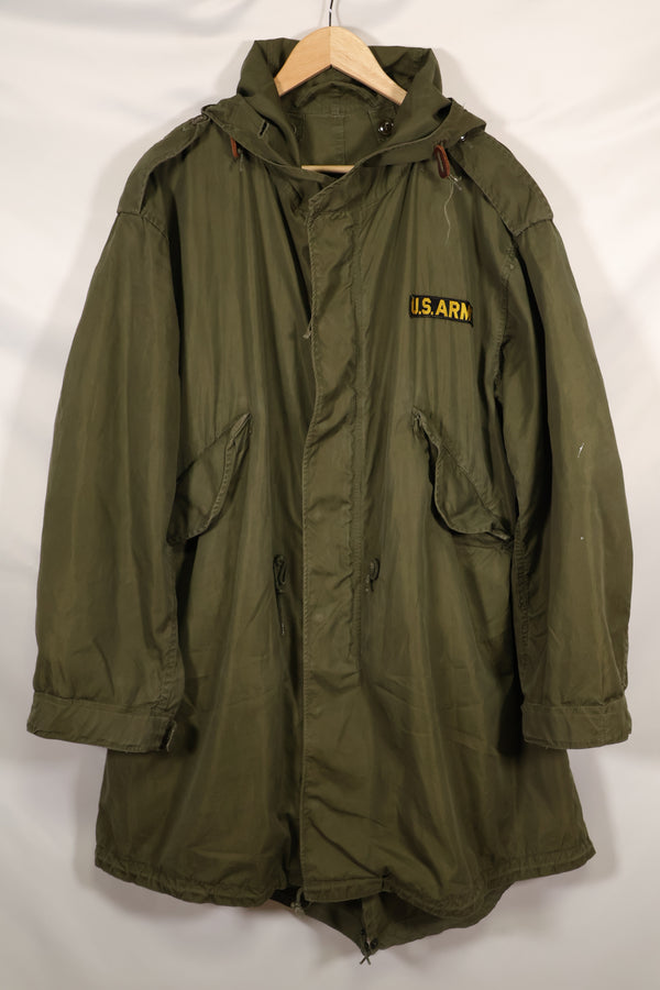 Early 1950s MEDIUM US Army M51 Field Parka, shell only, used.