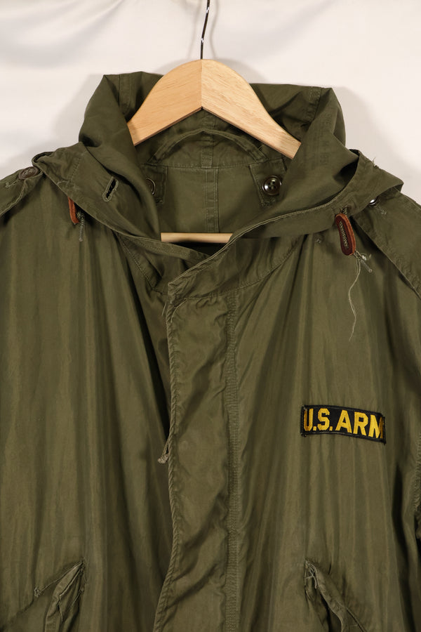 Early 1950s MEDIUM US Army M51 Field Parka, shell only, used.