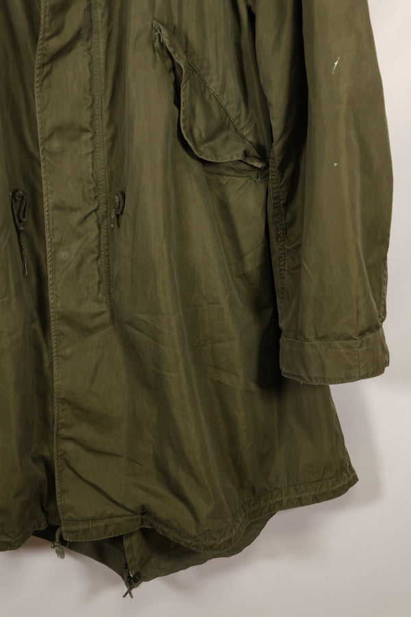 Early 1950s MEDIUM US Army M51 Field Parka, shell only, used.