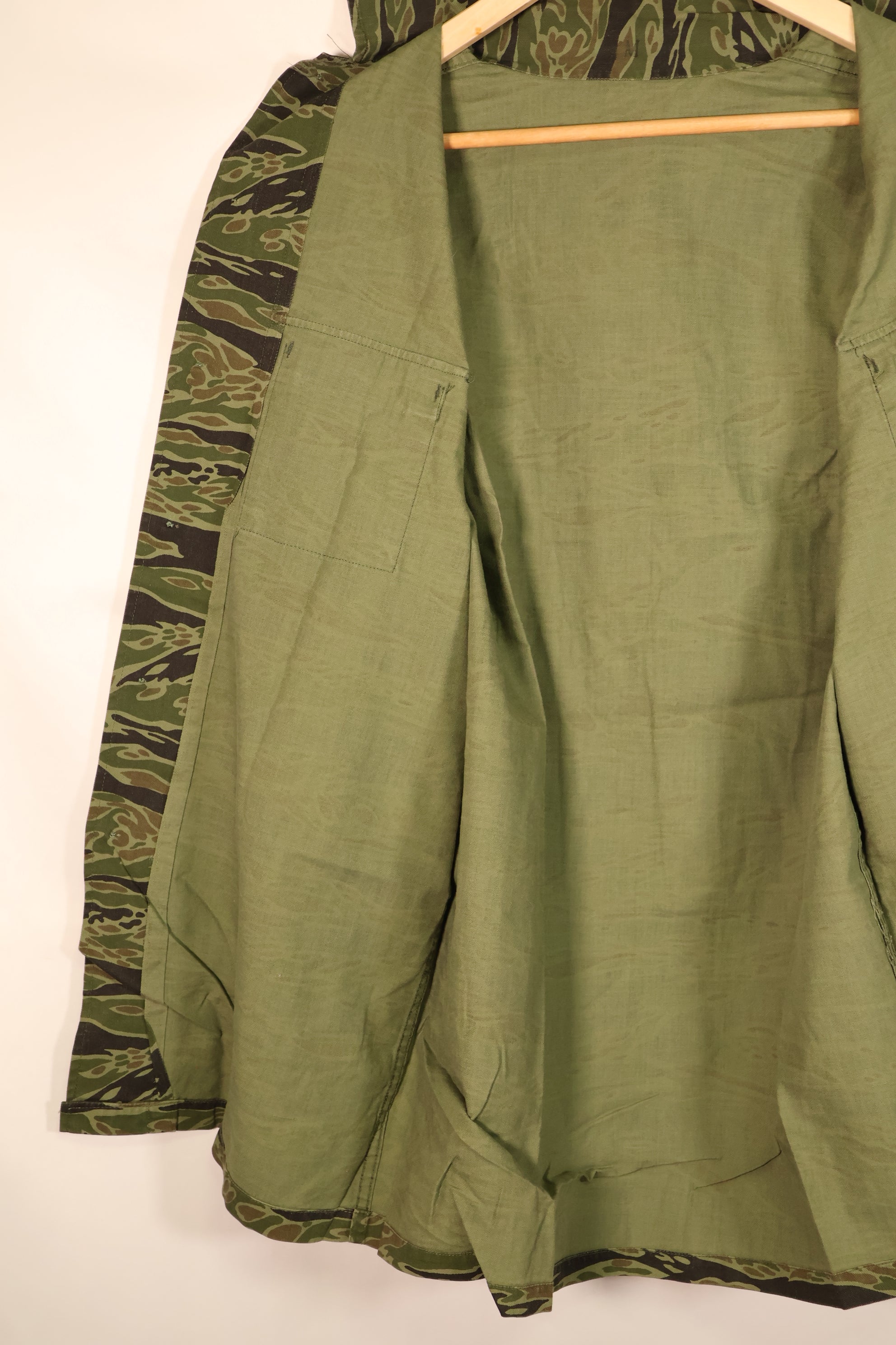 Late 1960s, Size M, Late War Lightweight, Dark-Colored, Tiger-Stripe Shirt, Used