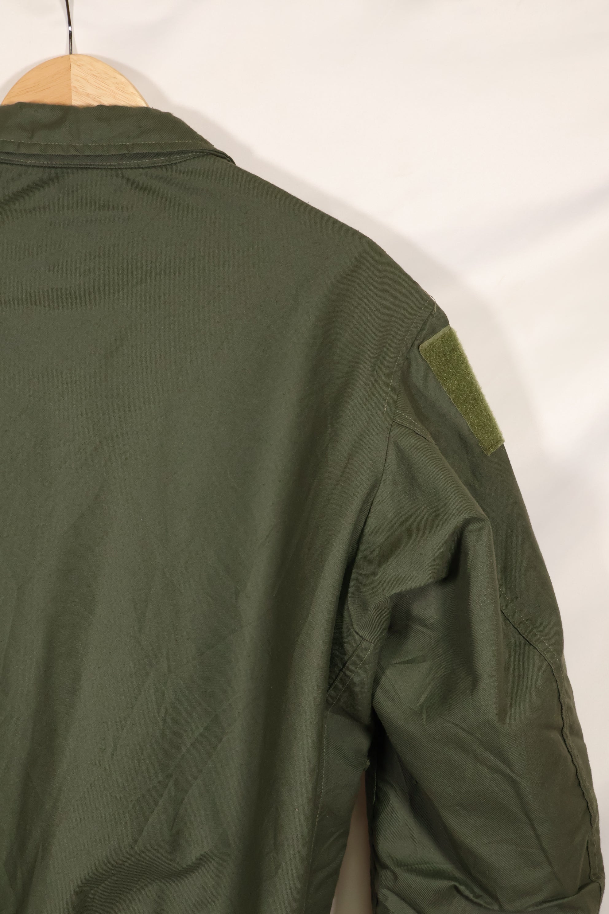2001 Contract LARGE USAF CWU-36P Flight Jacket in good condition Aramid fiber used