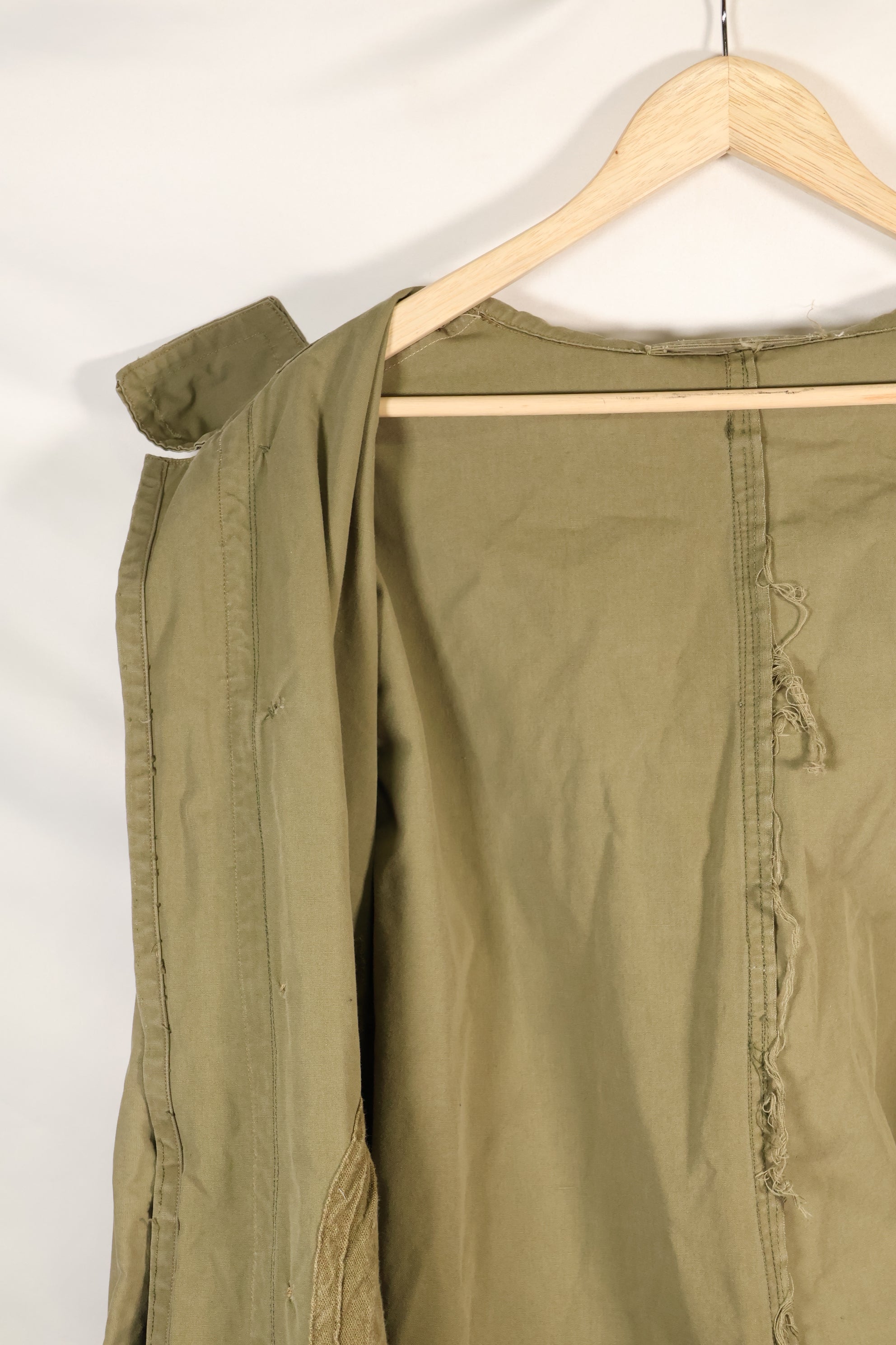 Early 1940s US Army M-41 Field Parka without Mouton Liner, used.