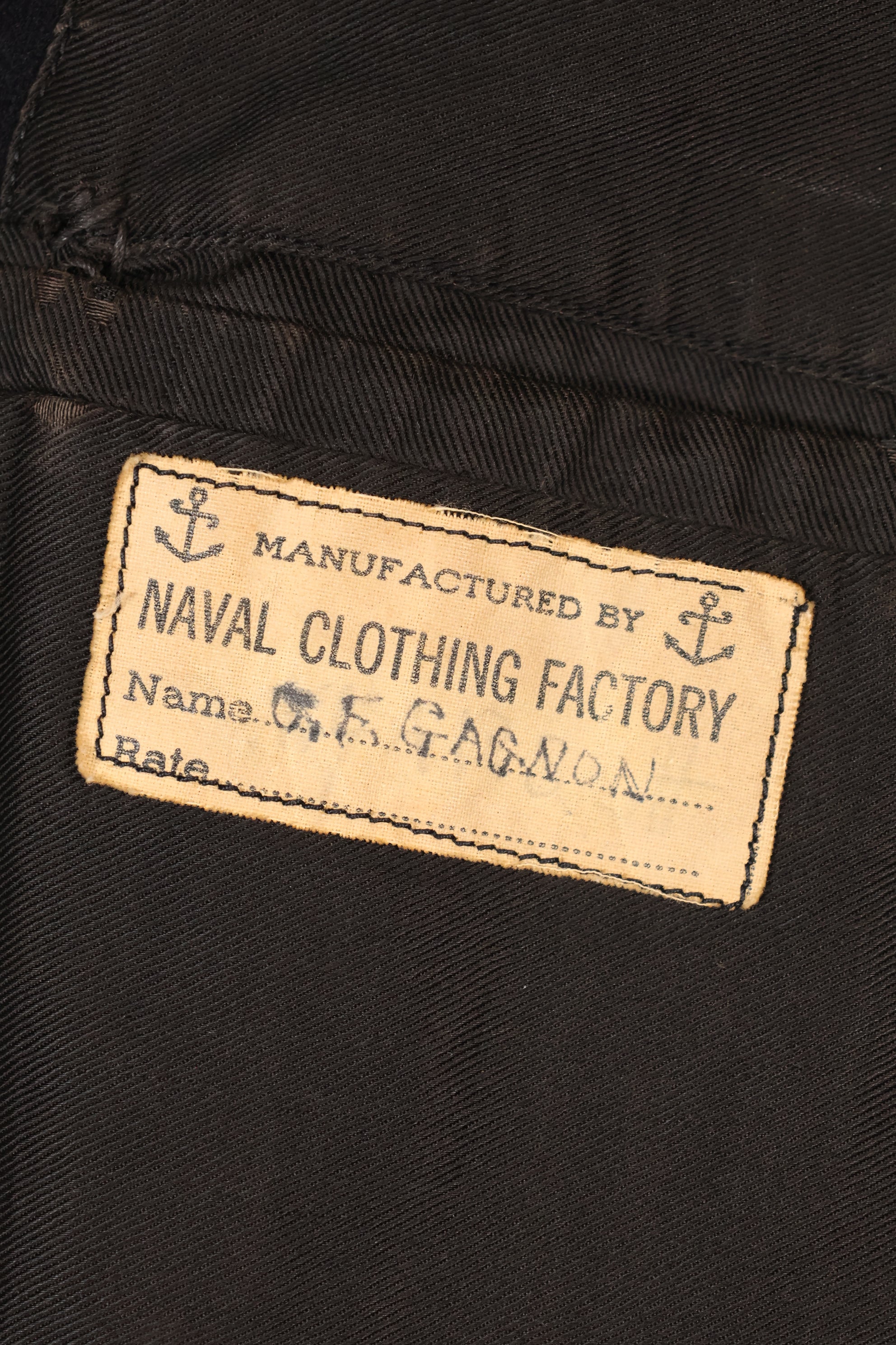 1940's estimated 38 approx. 10 buttons U.S. Navy pea coat in good condition B