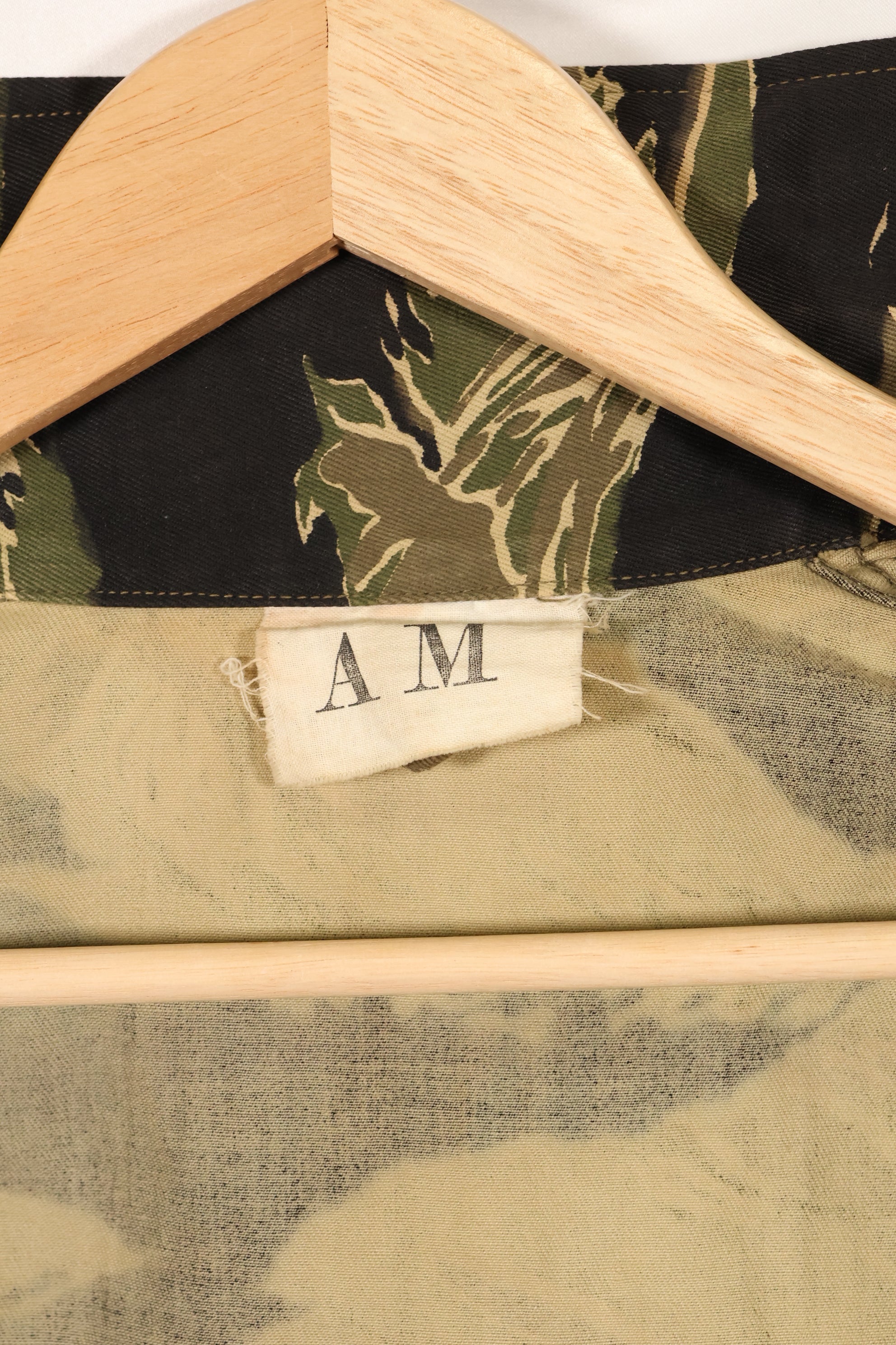 1960s Deadstock A-M Okinawa Tiger Tiger Stripe Shirt Asian Cut