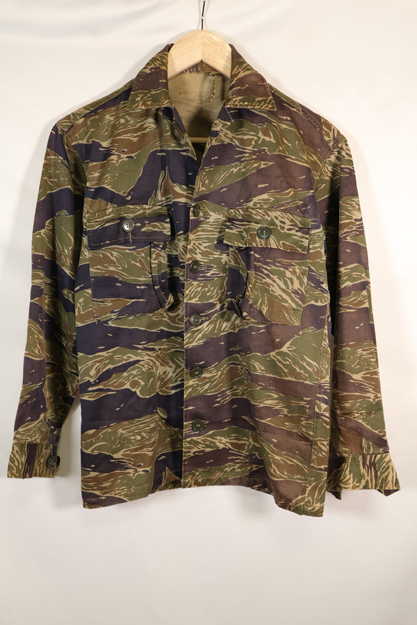 1960's semi Japanese silver tiger shirt, Asian cut, little fading, used.