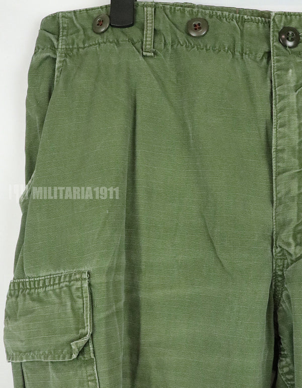 Original late model jungle fatigues pants, ripstop fabric, made in 1969, used, modified.