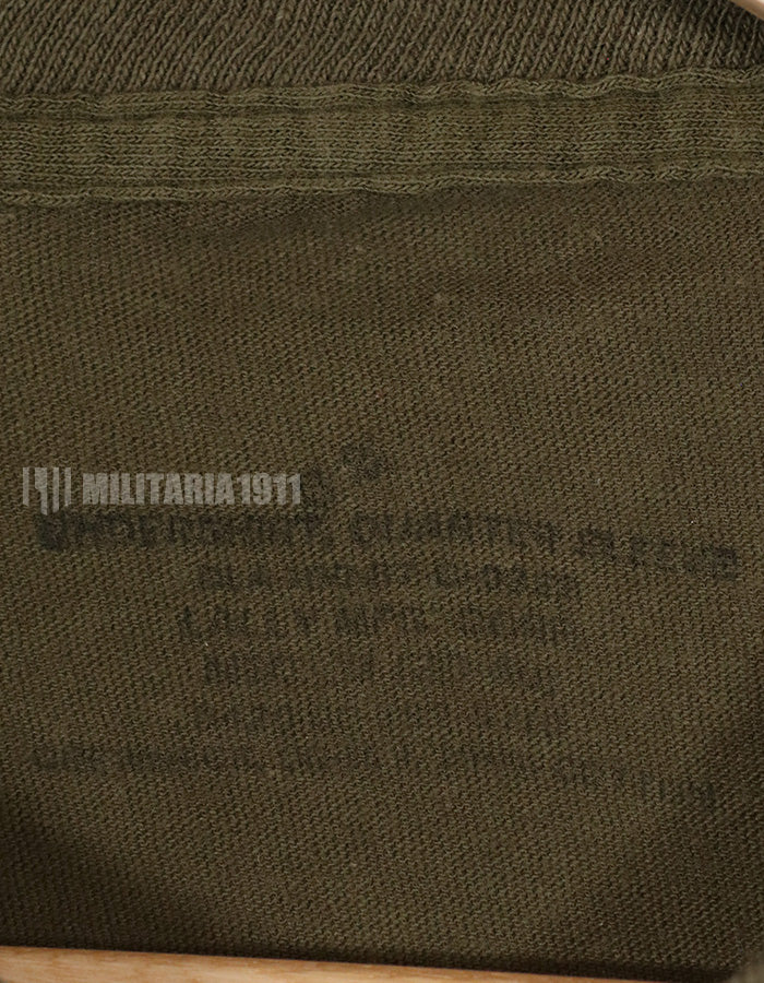 Real 1960s-1970s U.S. Army OD T-shirt Inner Used D